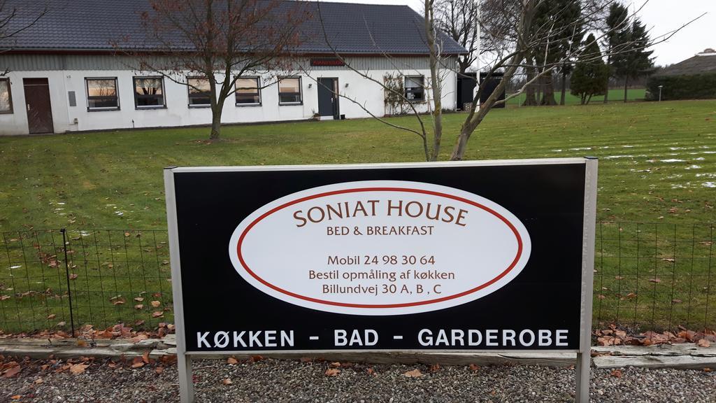 Soniat House Guest House Kestrup Exterior photo